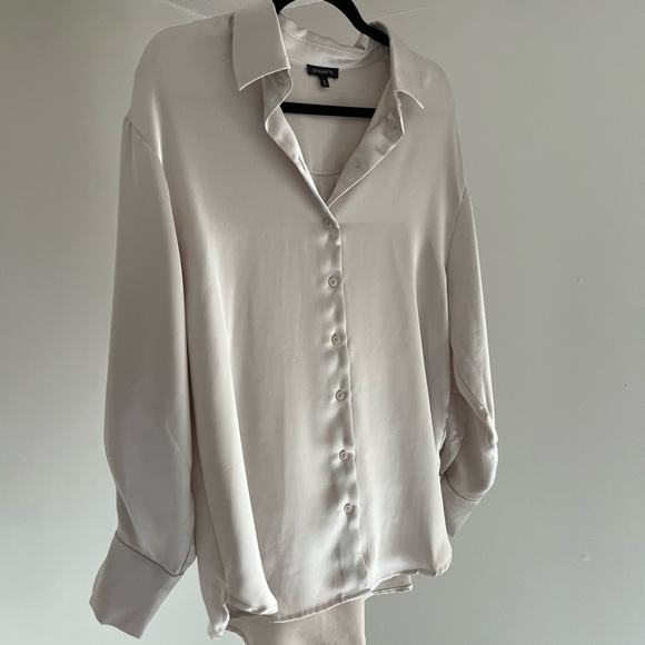 NWOT Satin Button Down Shirt - Picture 4 of 4